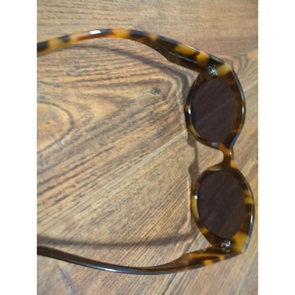 Anthropologie Brown Tortoise Shell Sunglasses Oval - Picture 4 of 5